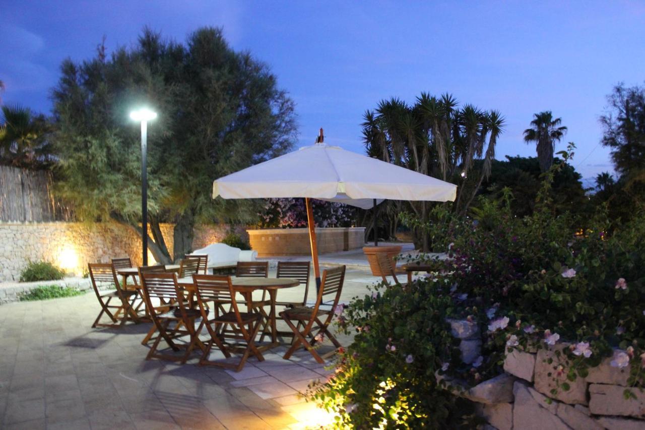 Aurelia Sea View Bed and Breakfast Torre Canne Eksteriør billede