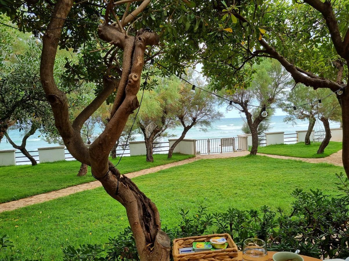 Aurelia Sea View Bed and Breakfast Torre Canne Eksteriør billede