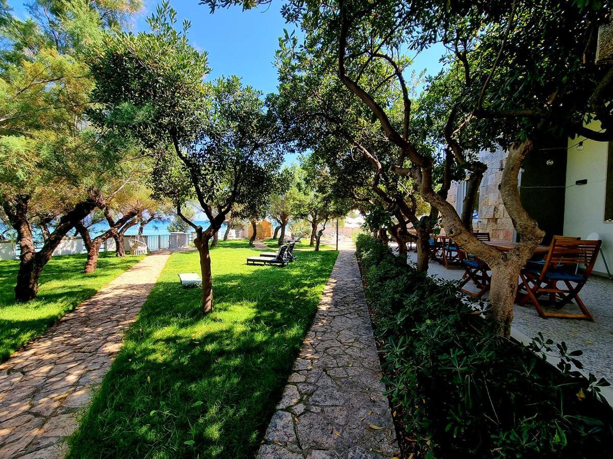 Aurelia Sea View Bed and Breakfast Torre Canne Eksteriør billede