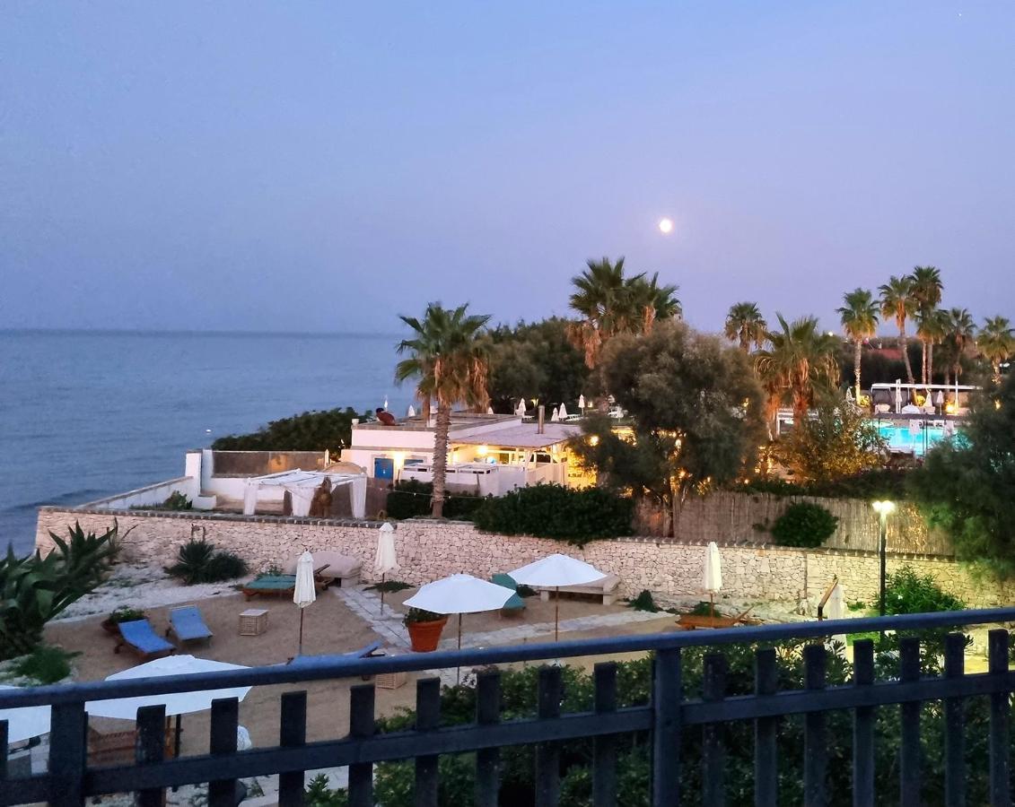 Aurelia Sea View Bed and Breakfast Torre Canne Eksteriør billede