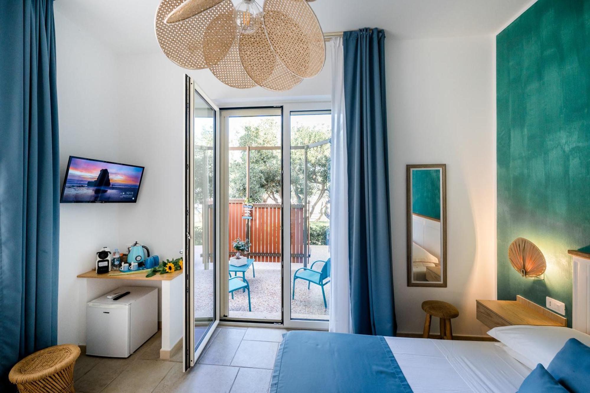 Aurelia Sea View Bed and Breakfast Torre Canne Eksteriør billede